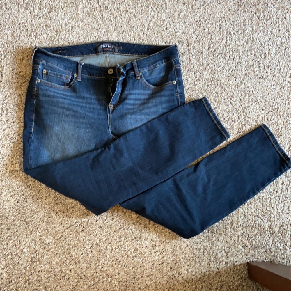 Torrid size 16R jeans
